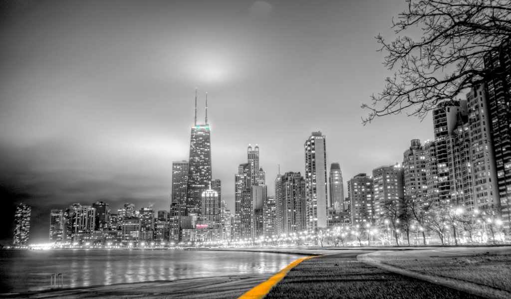 Черно-белый город