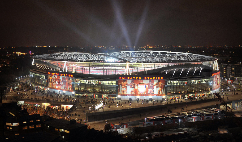 стадион в Лондоне Emirates Stadium