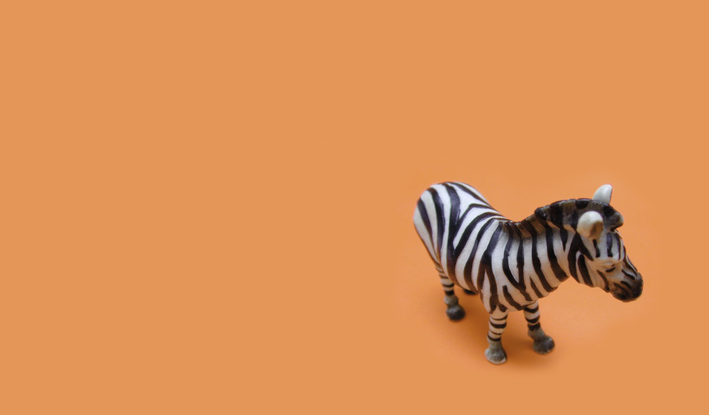 Игрушечная зебра