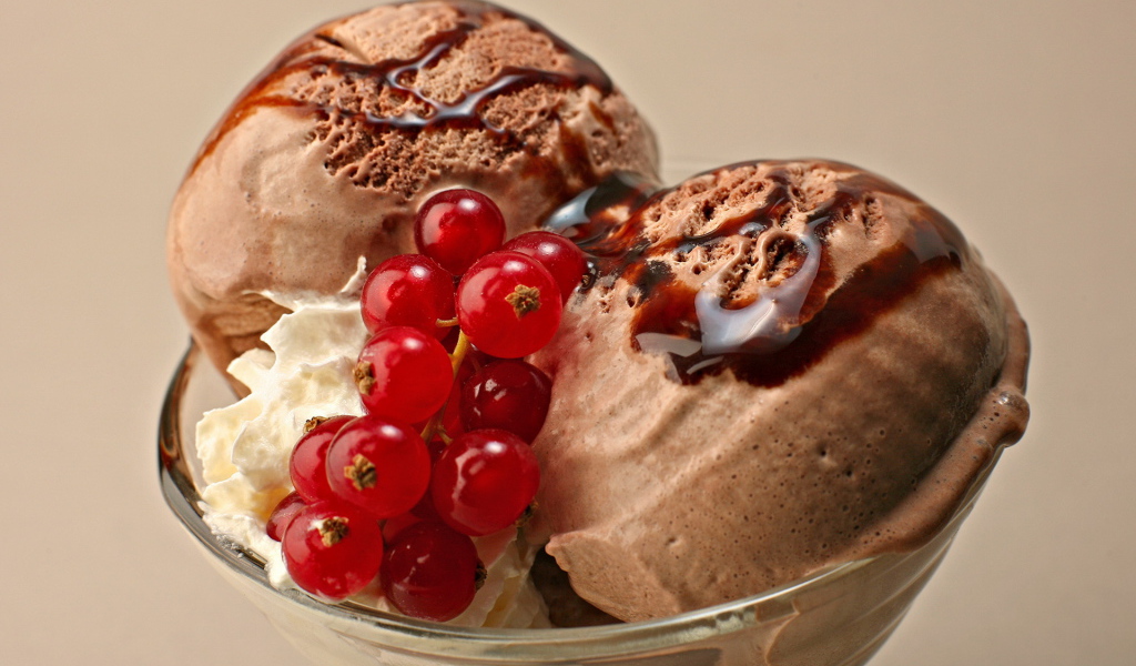 Шарики шоколадного мороженного