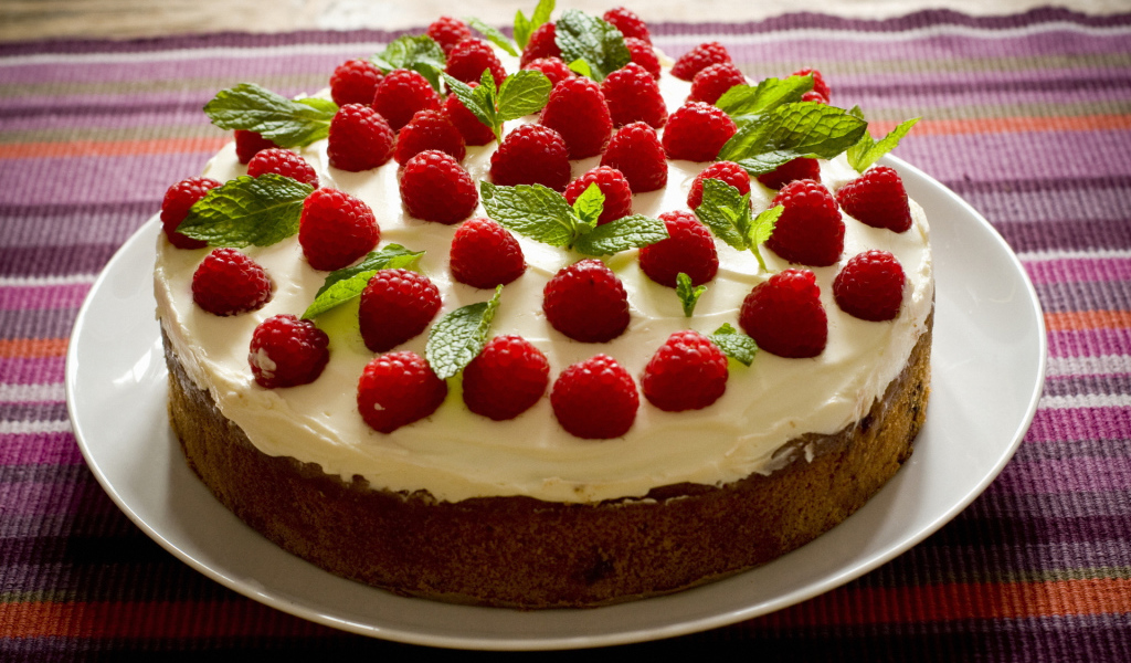 Тортик с малиной