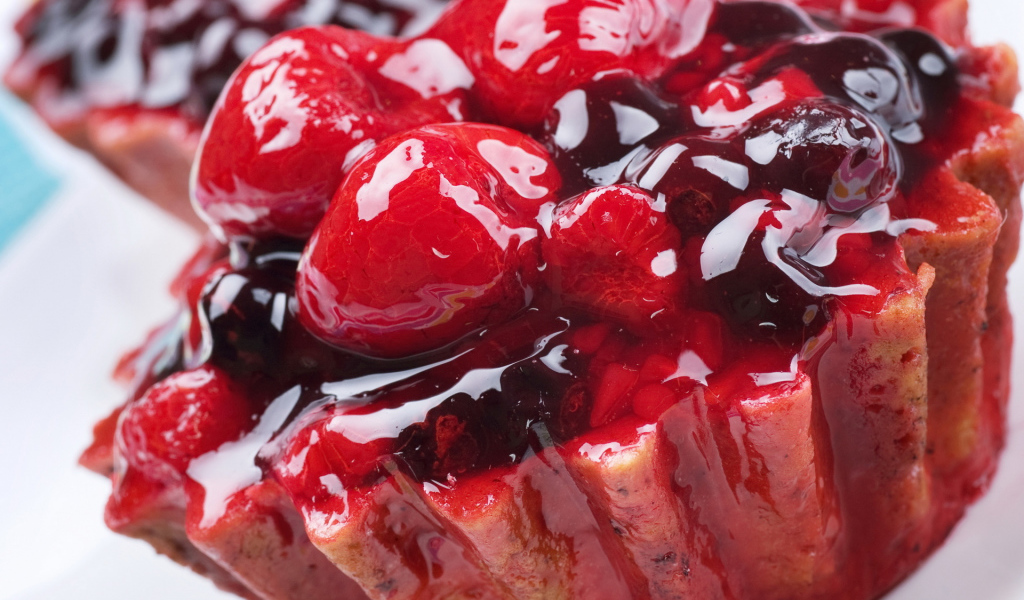 Фруктовое пирожное