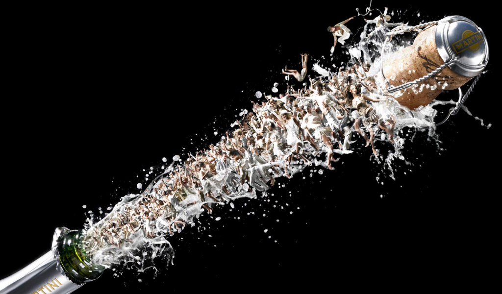 Люди в брызгах Мартини