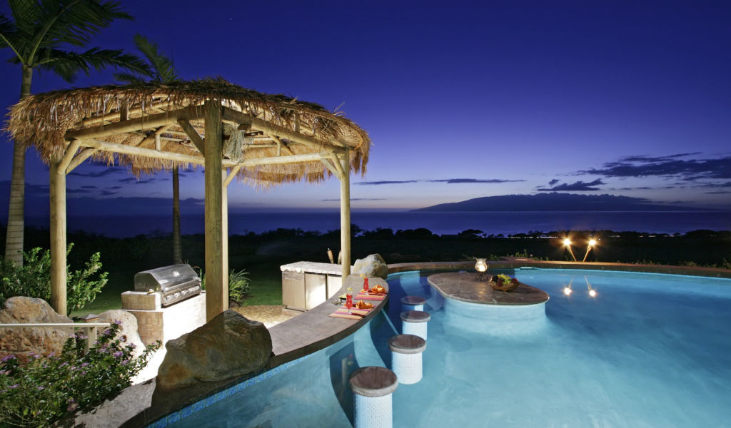 Бассейн с видом на океан