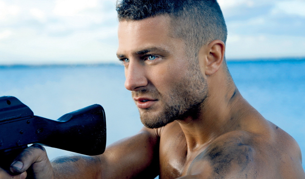 Мужчина с ружьем