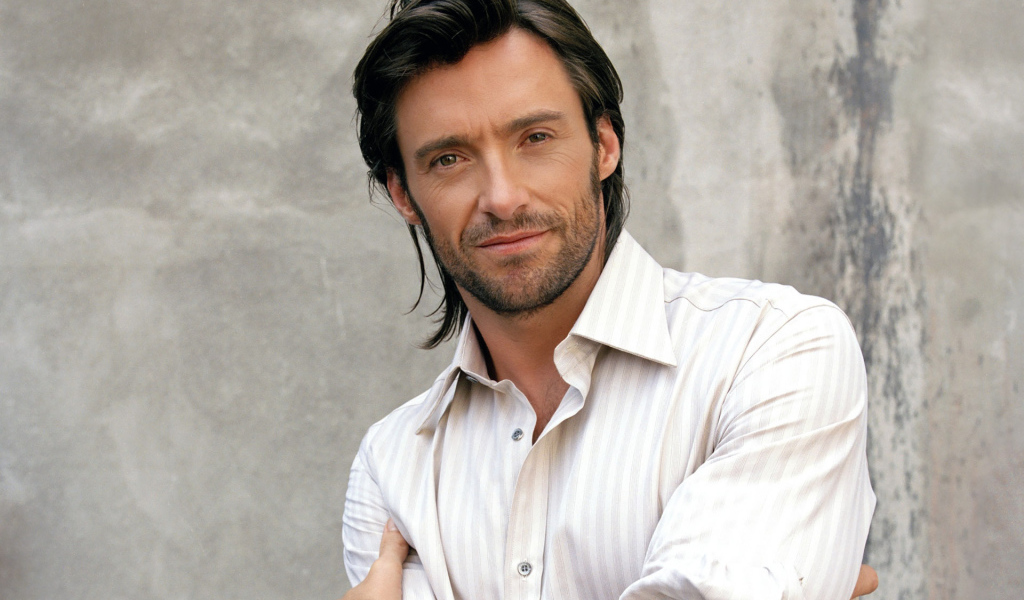 Hugh Michael Jackman в рубашке