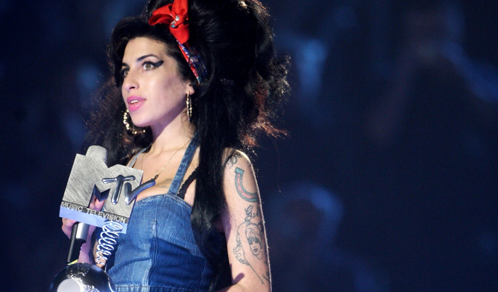 Эми Джейд Уайнхаус