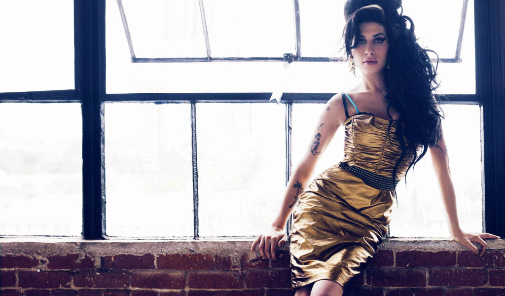 красавица Эми Уайнхаус