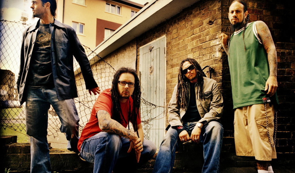 группа Корн