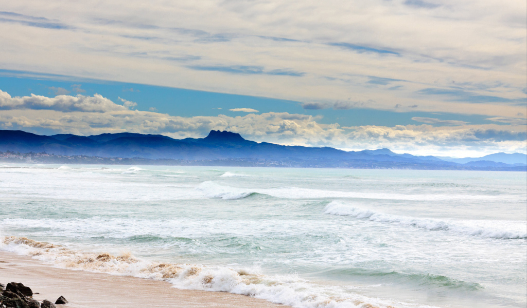 Песчанный пляж