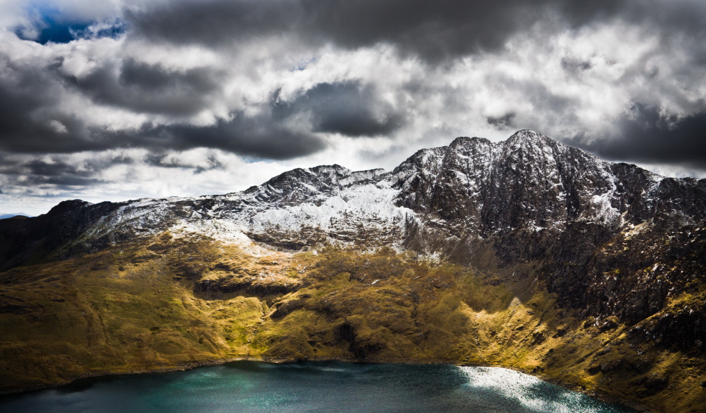 Горы под небом