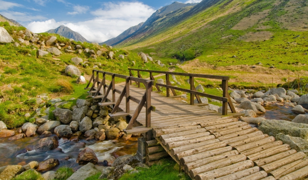 Мостик через ручей