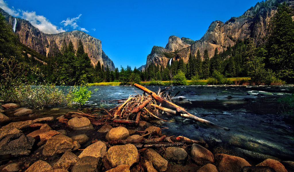 Горная река