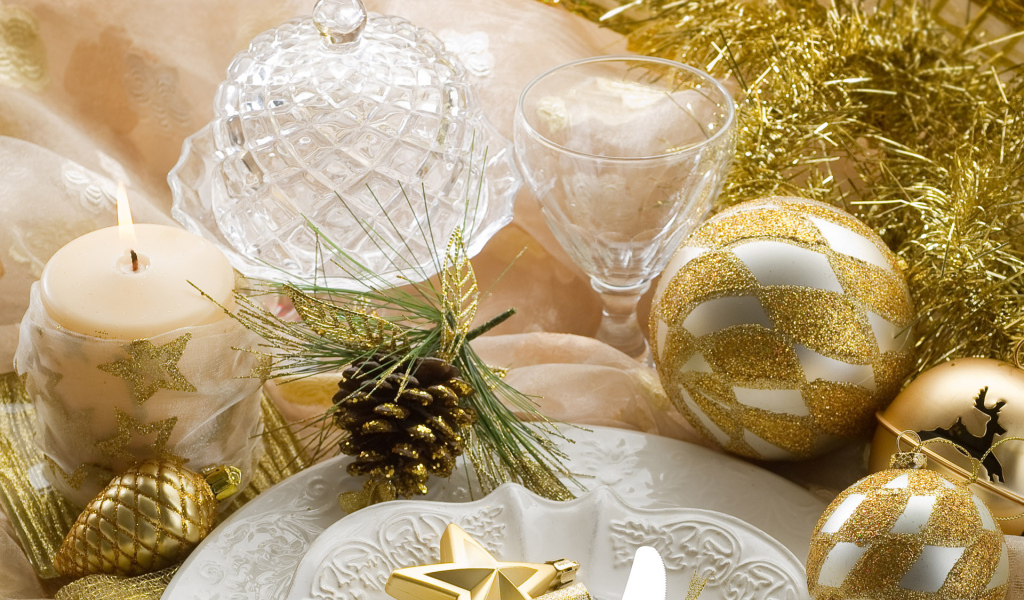 Праздничная обстановка