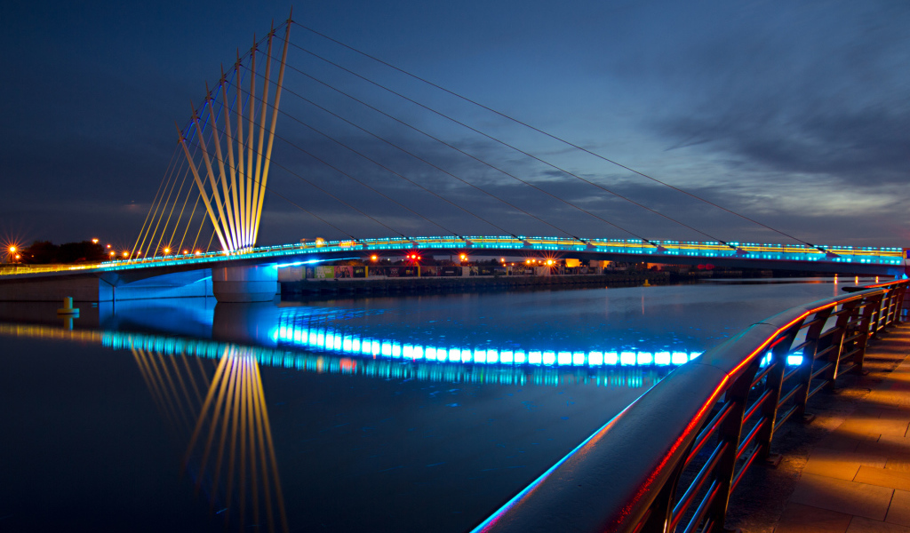 Ночной мост