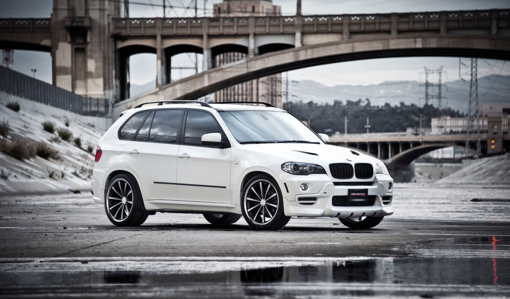 BMW X5 White