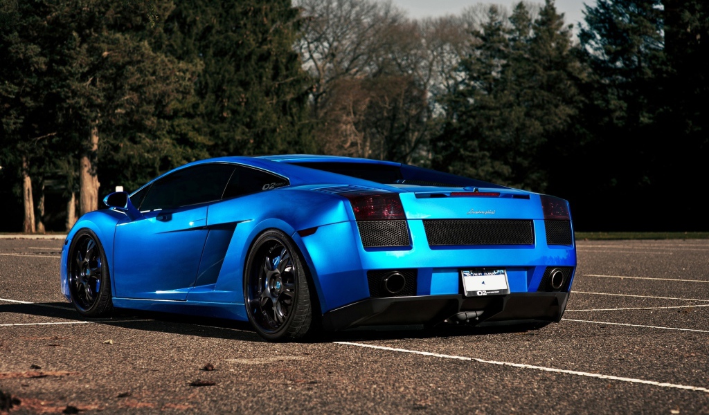 Синий Lamborghini GALLARDO