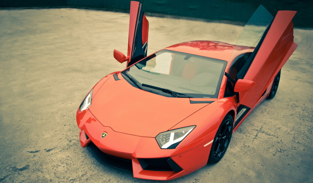 Lamborghini Aventador LP700-4