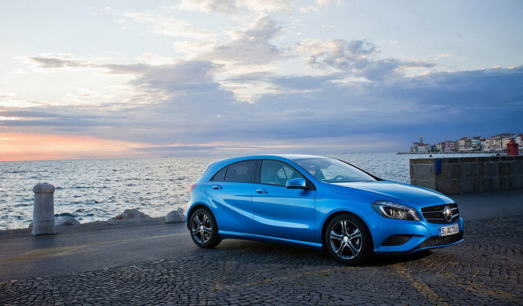 Mercedes-Benz-A-Class 2013