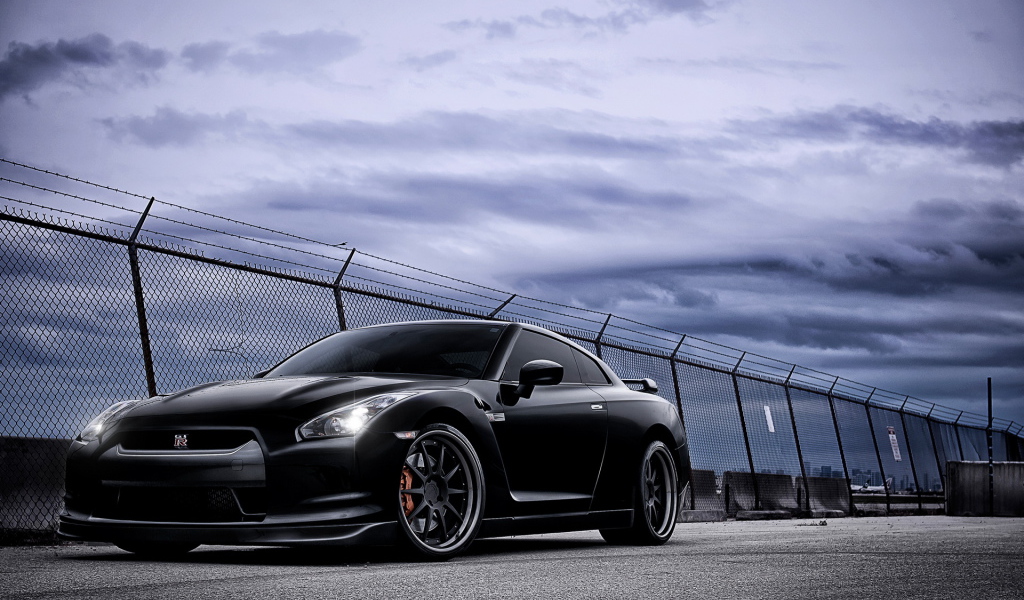 Nissan GT-R