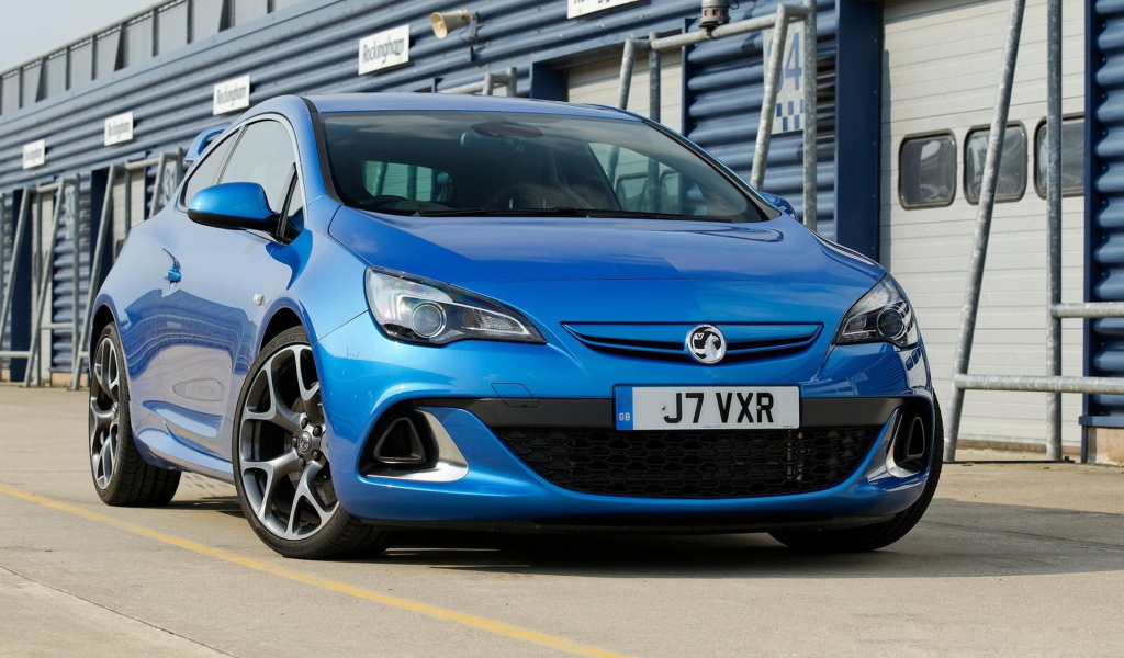 Vauxhall-Astra VXR 2013