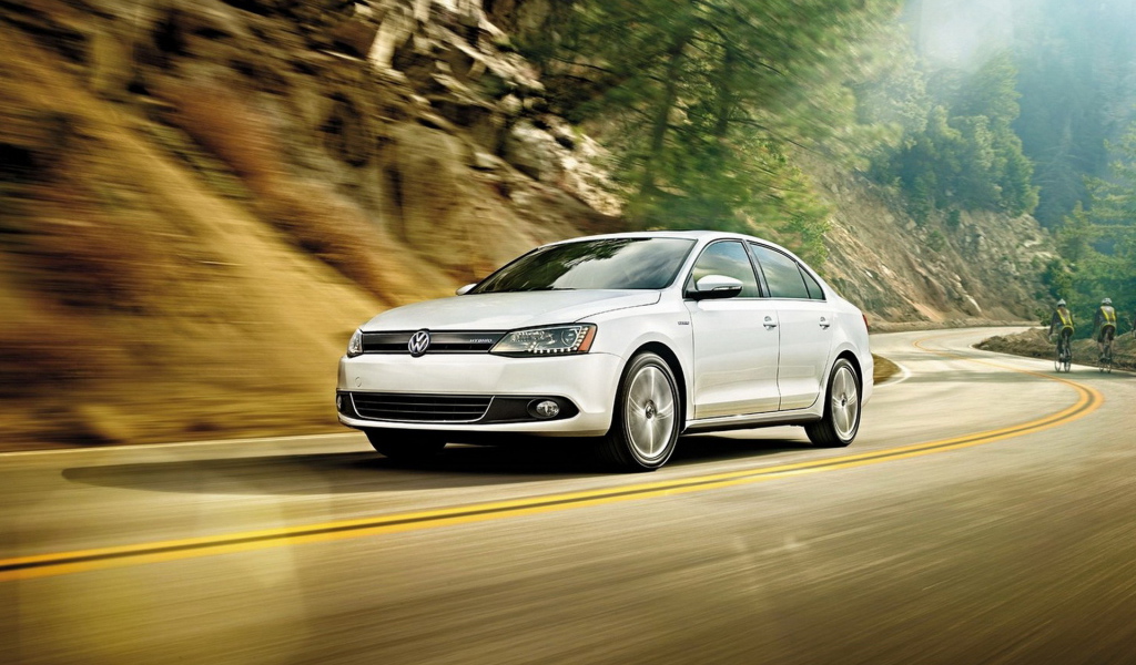 Volkswagen-Jetta Hybrid