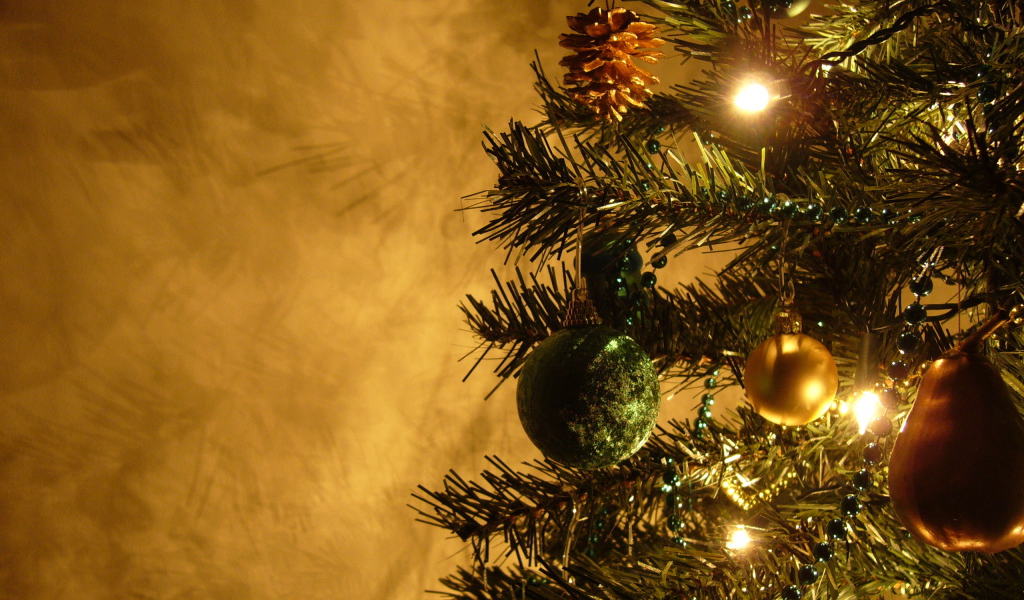 Домашняя новогодняя елка