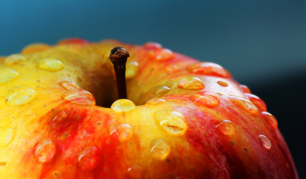 Мытое яблоко