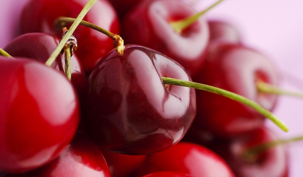 Сочная черешня