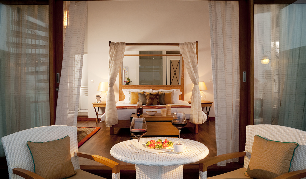 Спальня и веранда