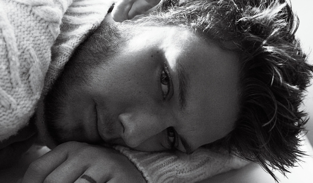 Alex Pettyfer (Алекс Петтифер)