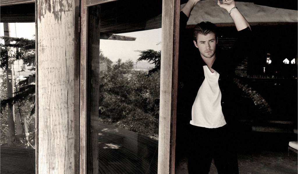 актер Крис Хемсворт (Chris Hemsworth)