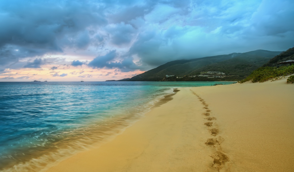 Удивительный пляж