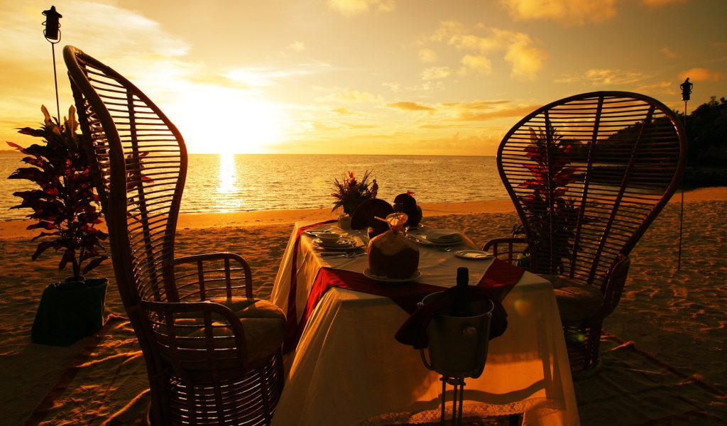 Ужин на пляже