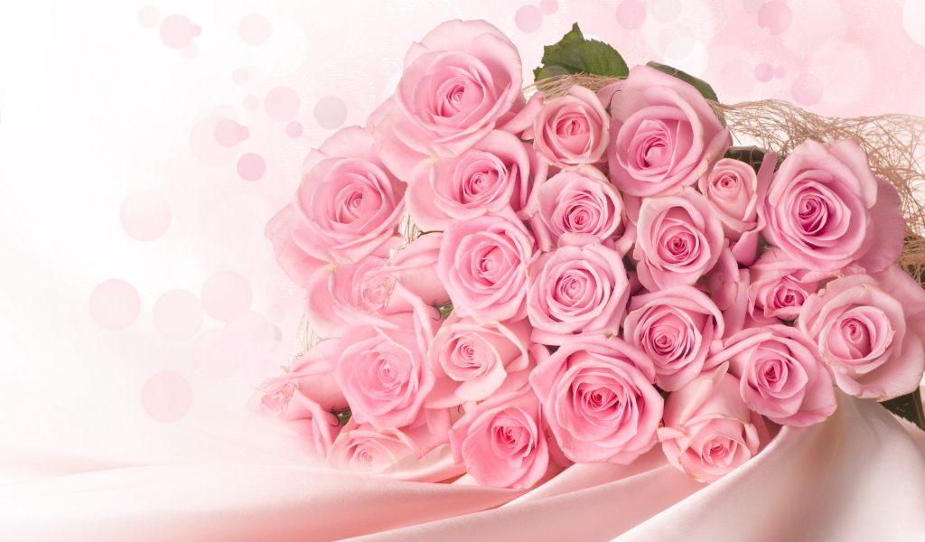 Розовый букет