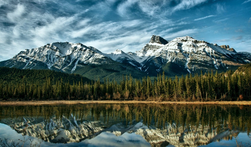 Горы Альберта Канада