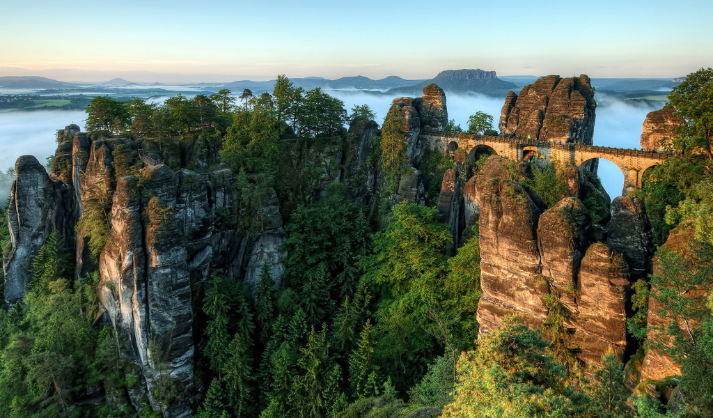 Высокие горы