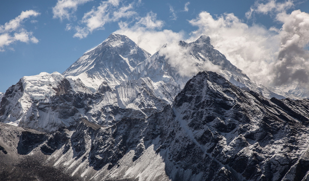 Снежные вершины