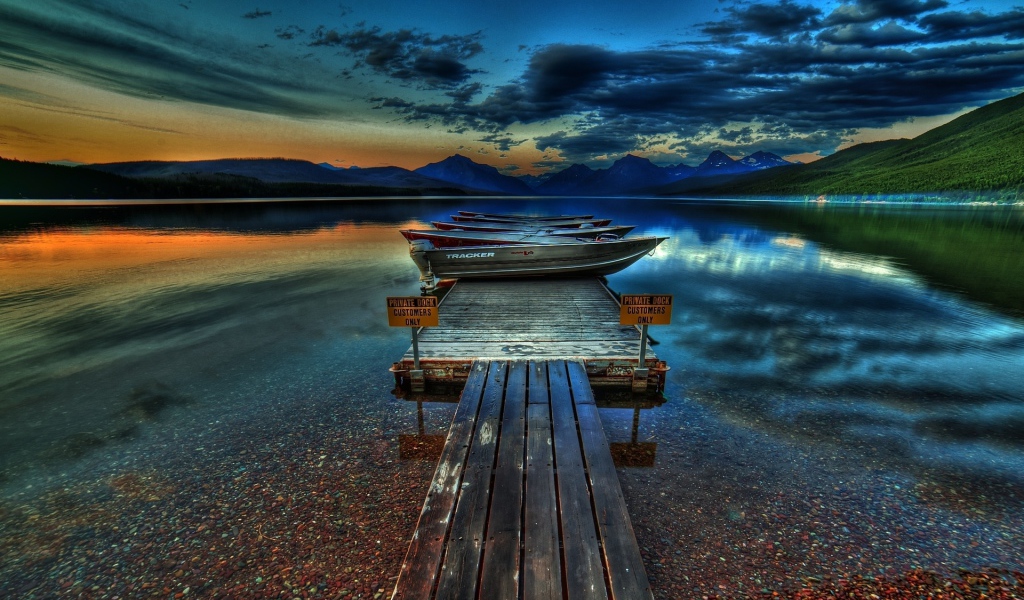 Причал на озере