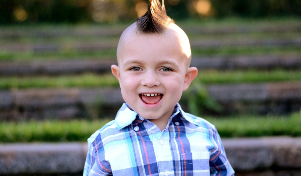 Мальчик с ирокезом