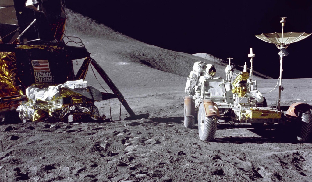 Человек на Луне