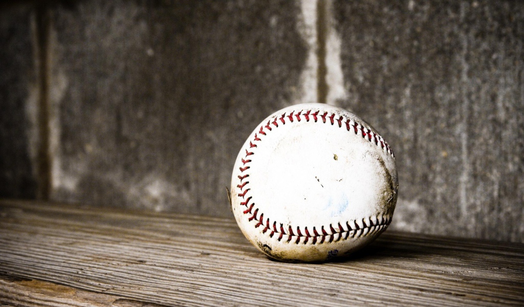 Бейсбольный мяч