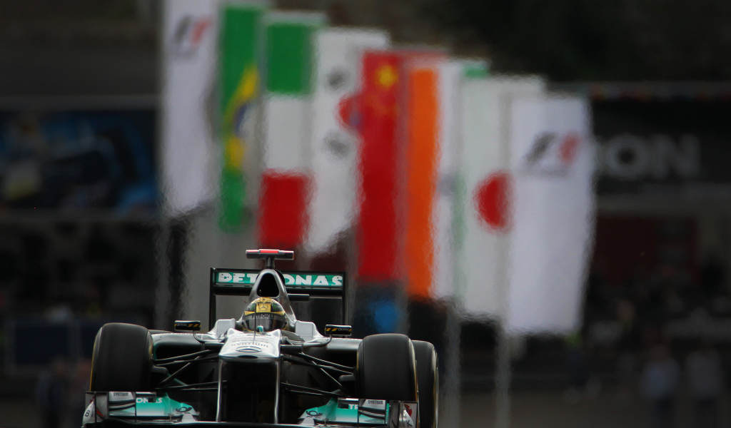 Болид Формулы 1