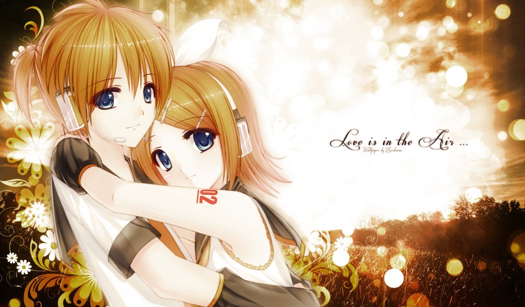 Девочки обнимаются