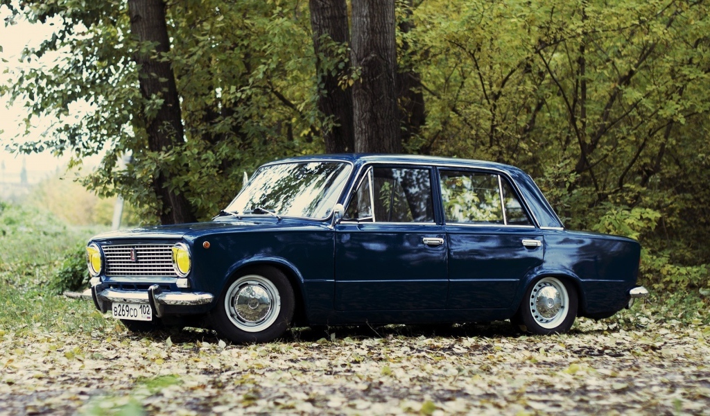 Автомобиль Лада 2101