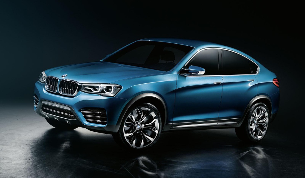 Восхитительный синий BMW X4 кроссовер