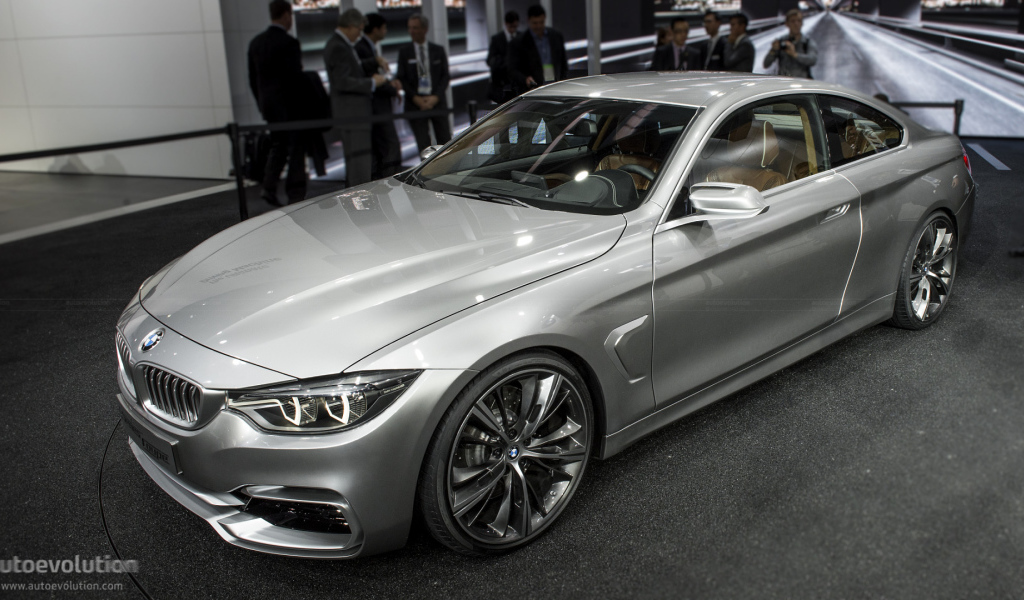 Серебряная BMW M4