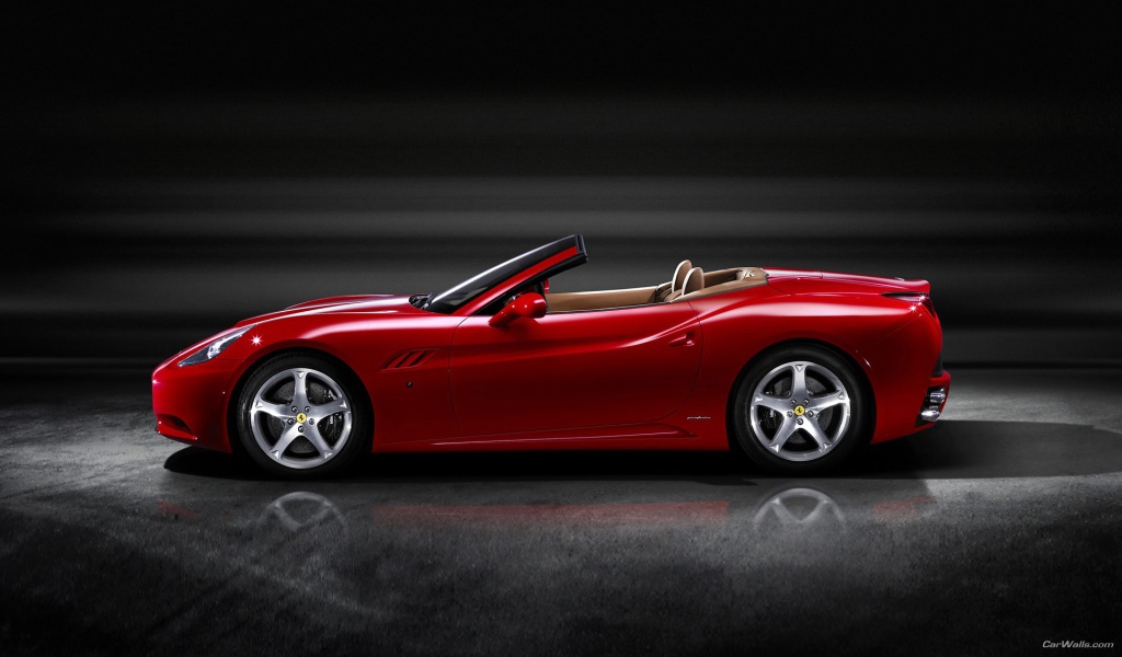 Красный Феррари Калифорния