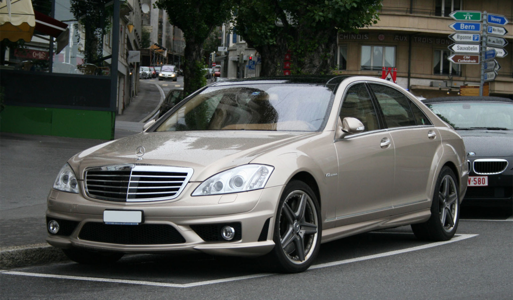  Светло-коричневый Mercedes-Benz S65 AMG