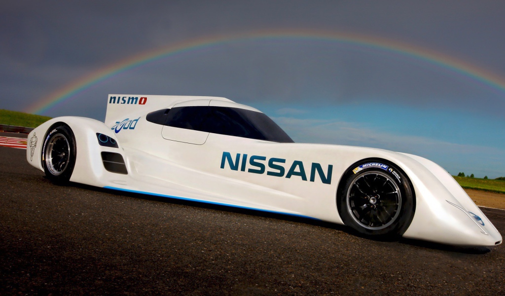 Нисан под радугой